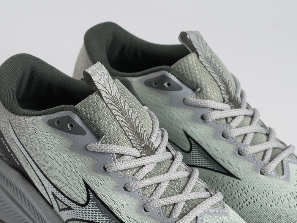 Кроссовки Mizuno ASTRO PLUS