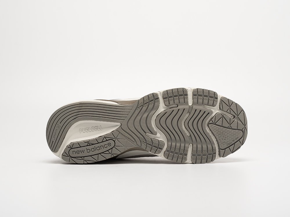 Кроссовки New Balance 990 v6