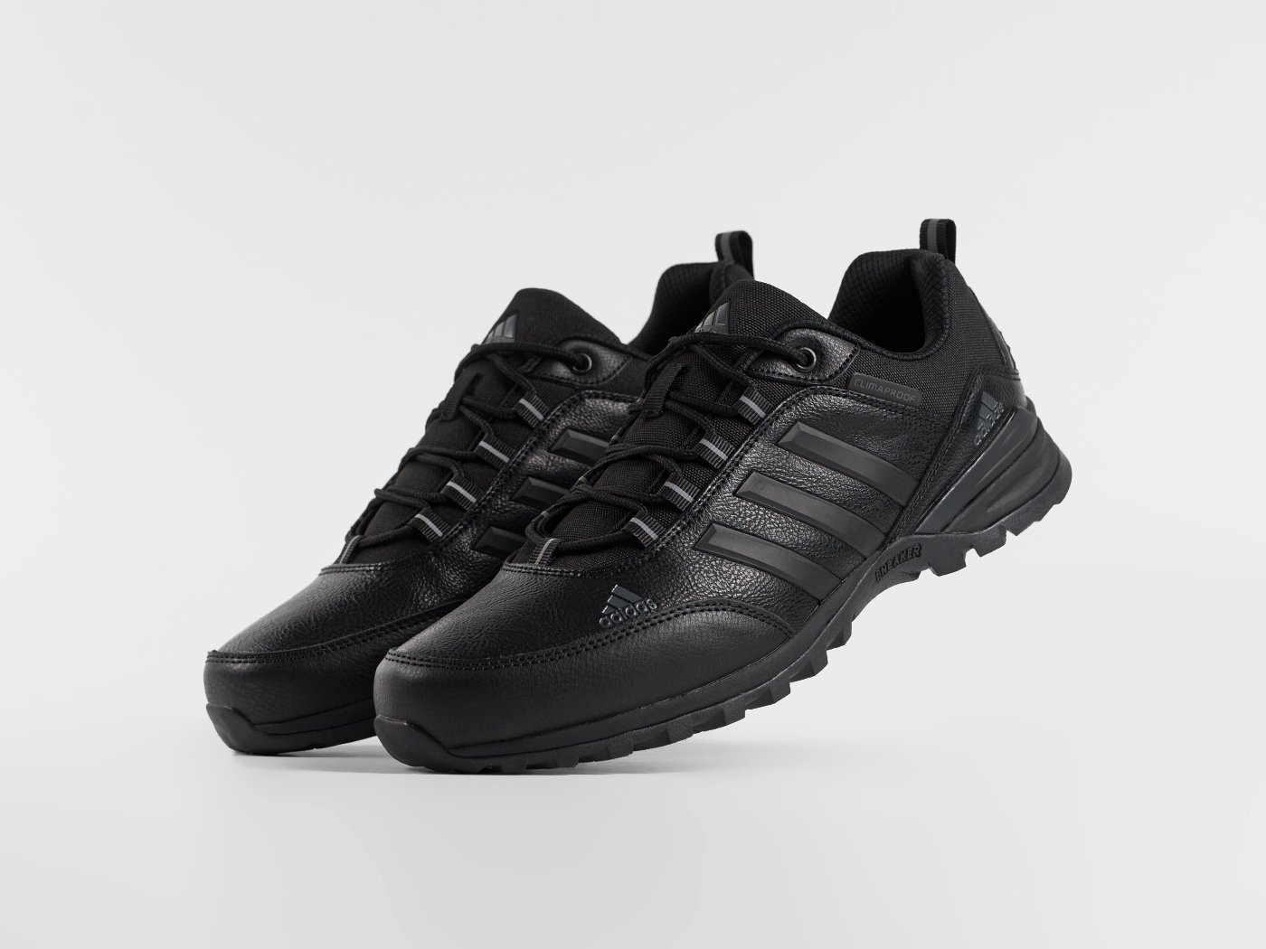 Кроссовки Adidas Climaproof