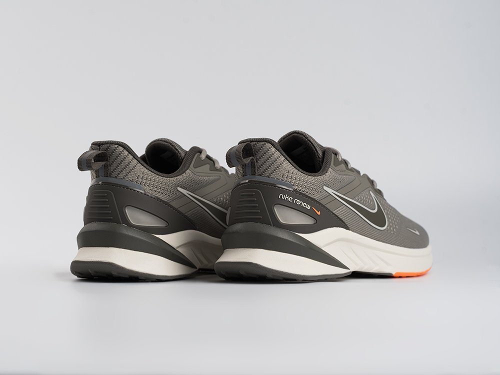 Кроссовки Nike