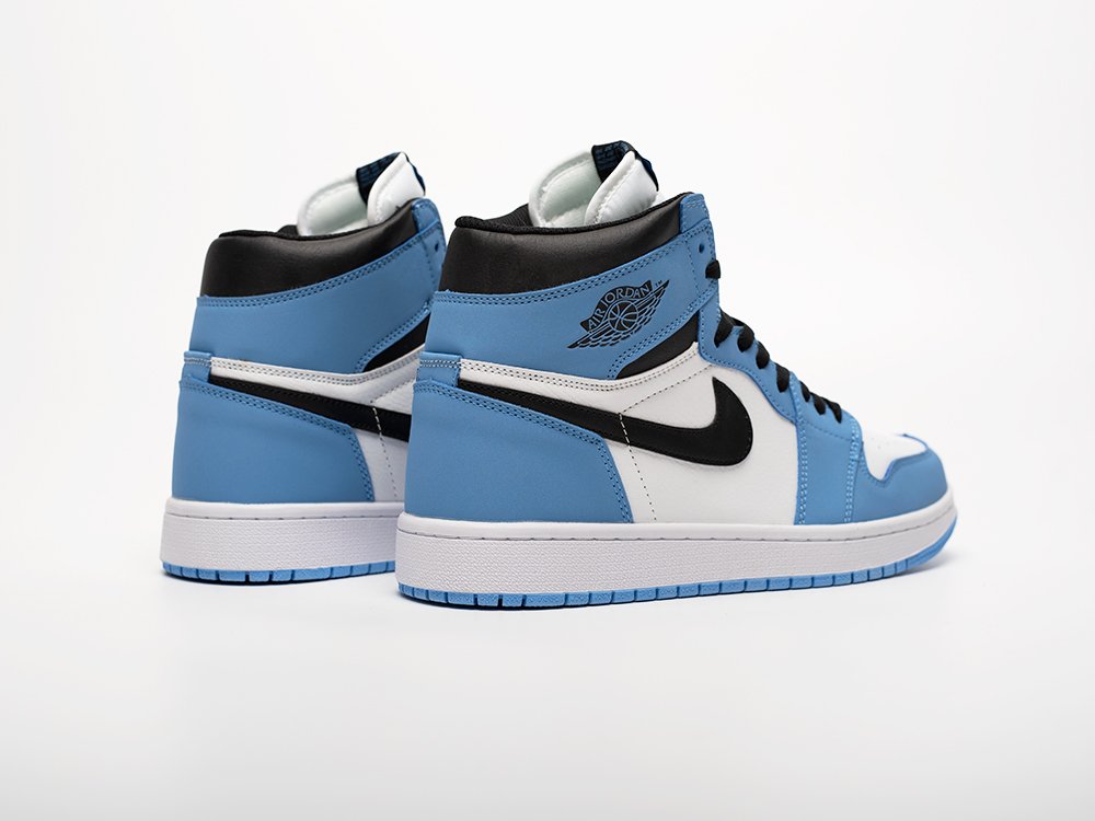 Кроссовки Nike Air Jordan 1 Mid