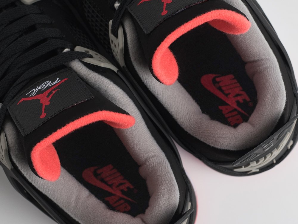 Кроссовки Nike Air Jordan 4 Retro