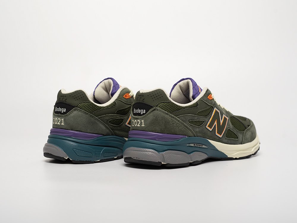 Кроссовки New Balance 990 v3