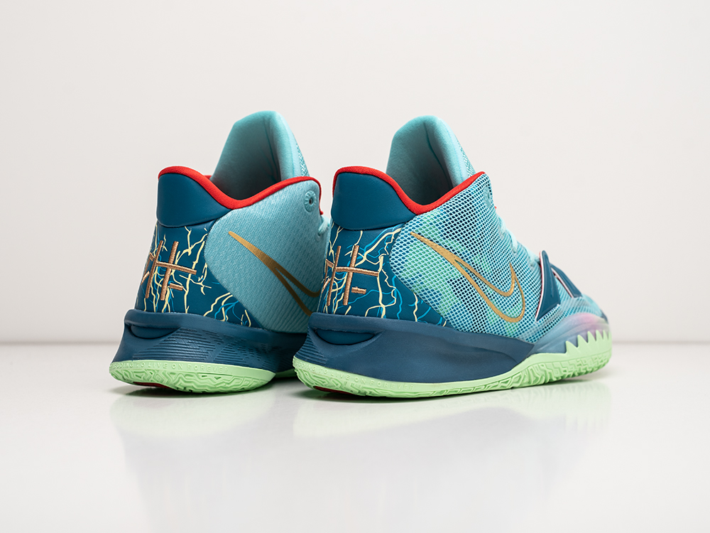 Кроссовки Nike Kyrie 7