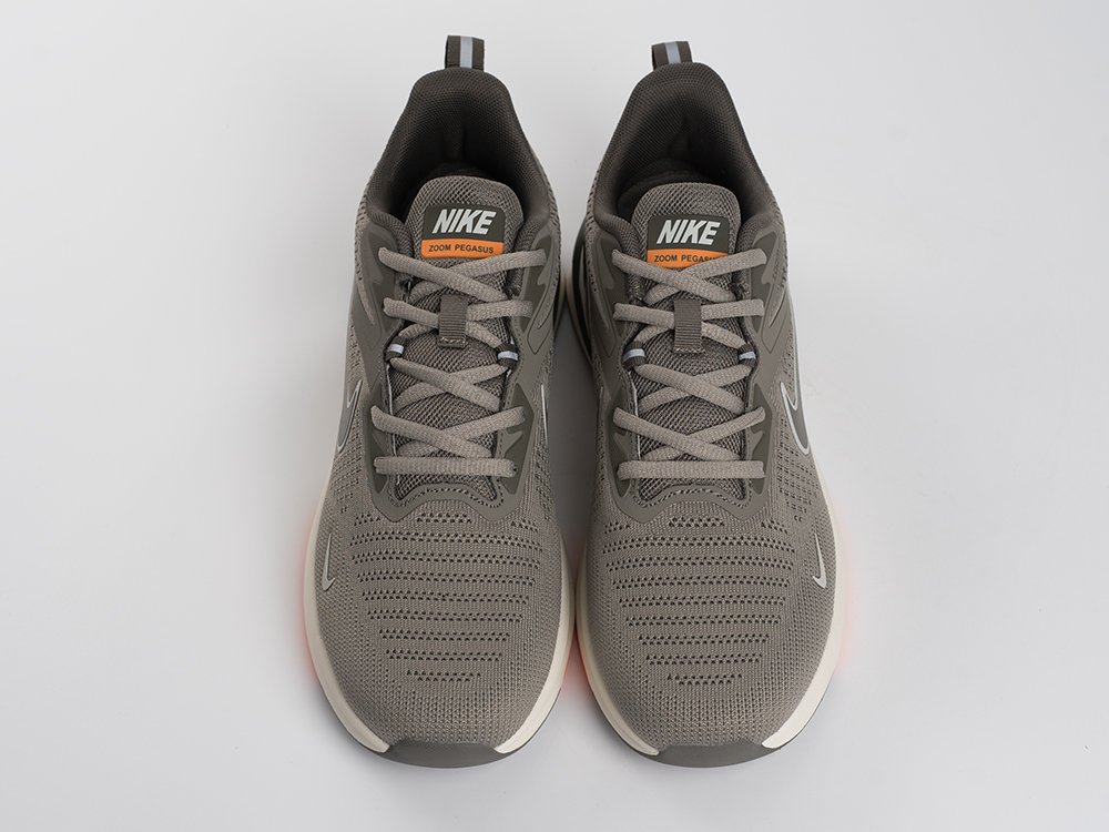 Кроссовки Nike