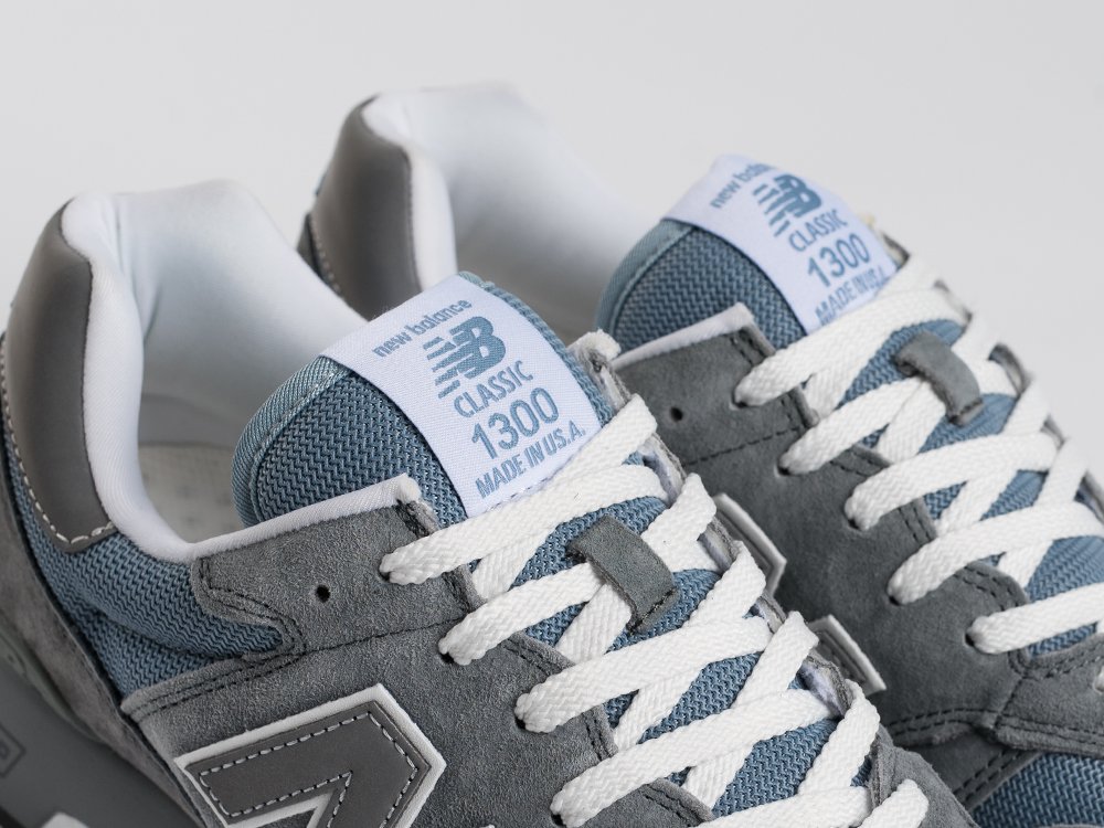 Кроссовки New Balance 1300