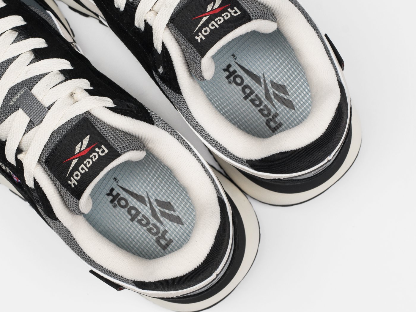 Кроссовки Reebok