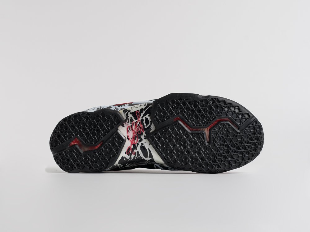 Кроссовки Nike Lebron 11