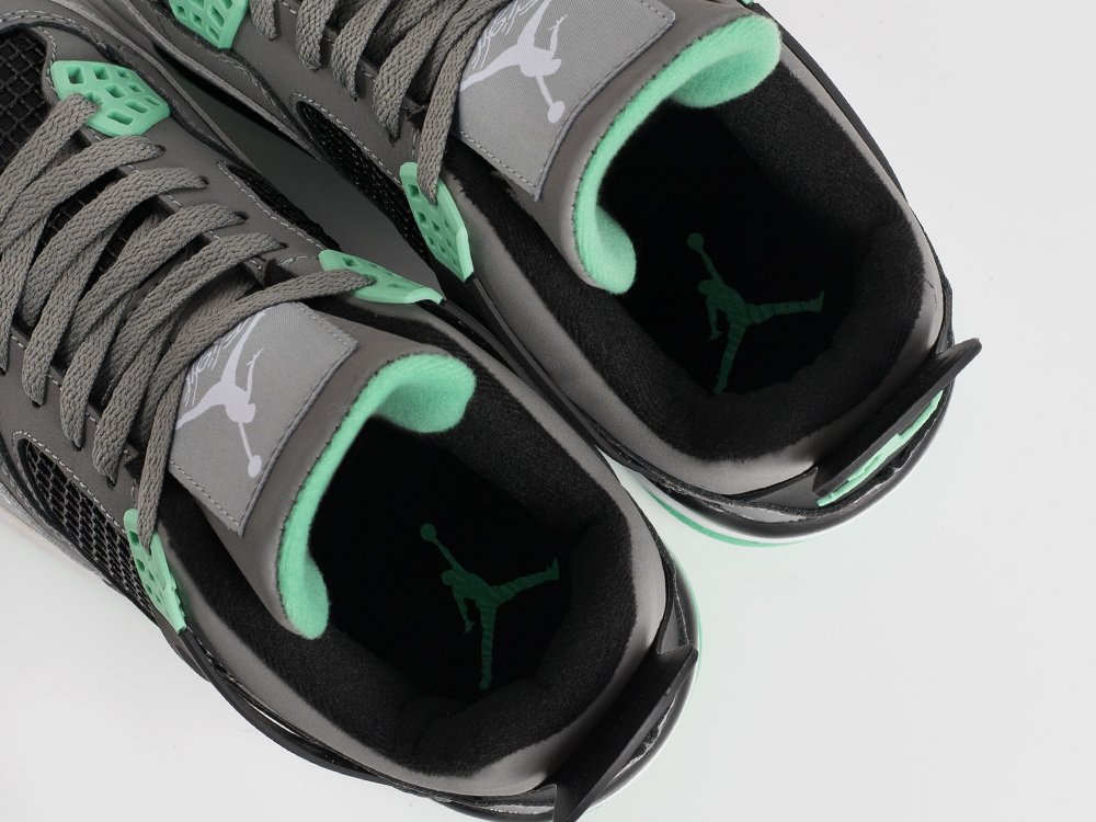 Кроссовки Nike Air Jordan 4 Retro