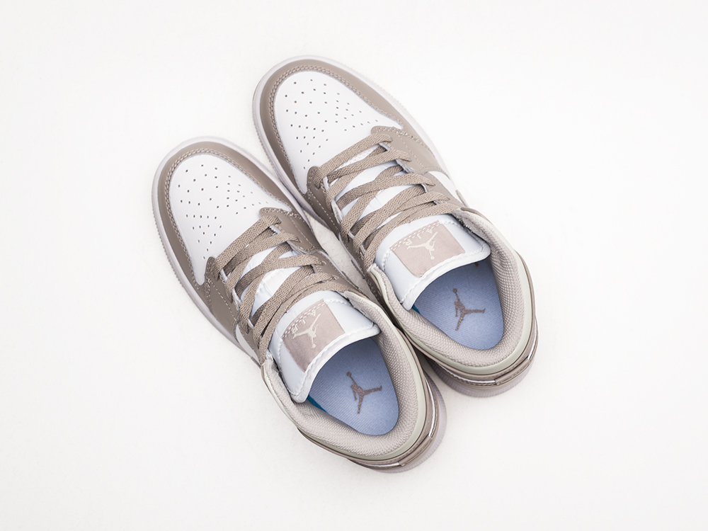 Кроссовки Nike Air Jordan 1 Mid