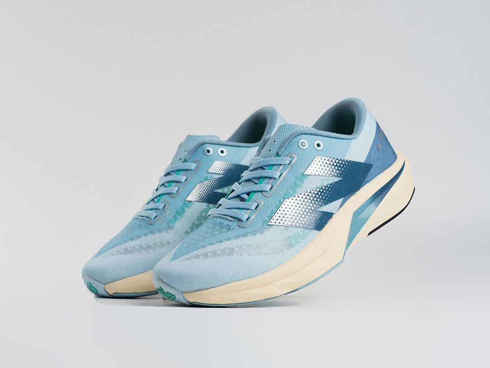 Кроссовки New Balance FuelCell Rebel V4