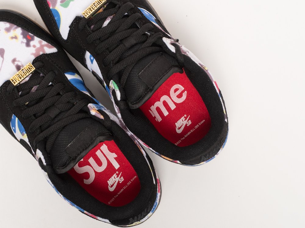 Кроссовки Supreme x Nike SB Dunk Low