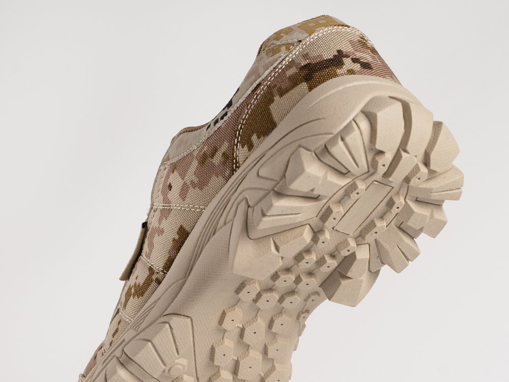 Кроссовки ONE