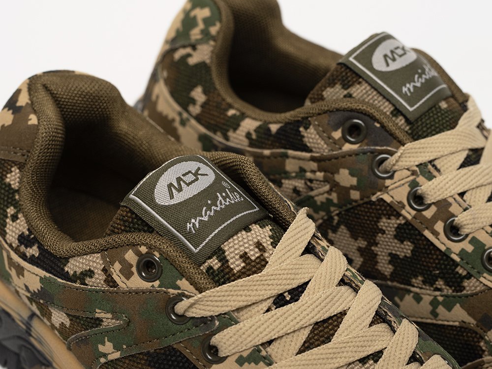 Кроссовки ONE