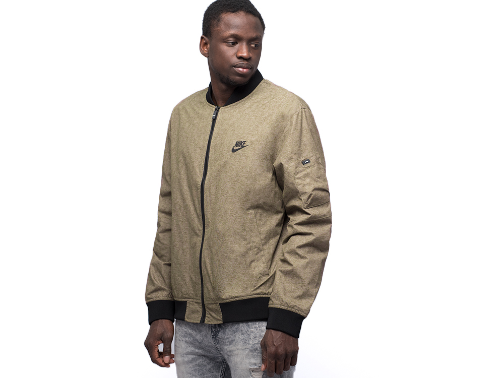 Бомбер Nike
