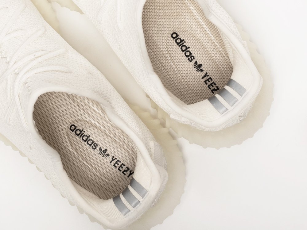 Кроссовки Adidas Yeezy 350 Boost v2