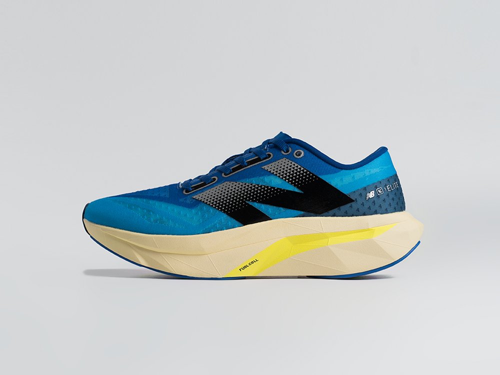 Кроссовки New Balance FuelCell Rebel V4