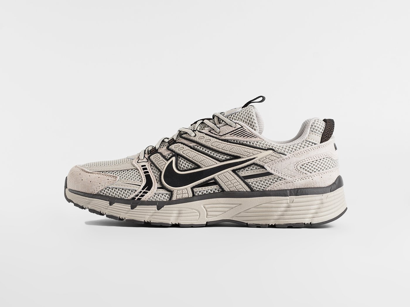 Кроссовки Nike V2K Run