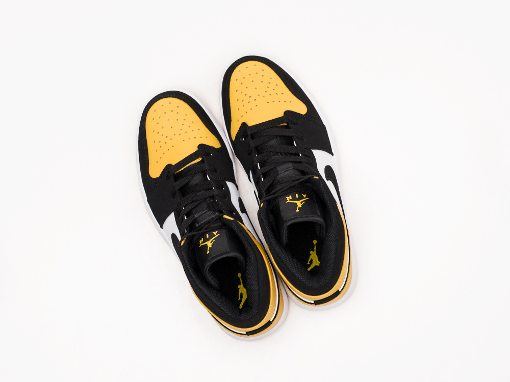 Кроссовки Nike Air Jordan 1 Mid