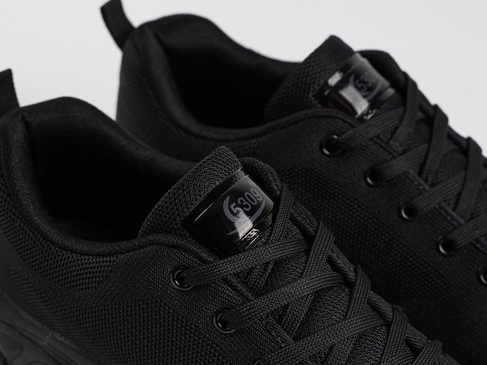 Кроссовки ONE