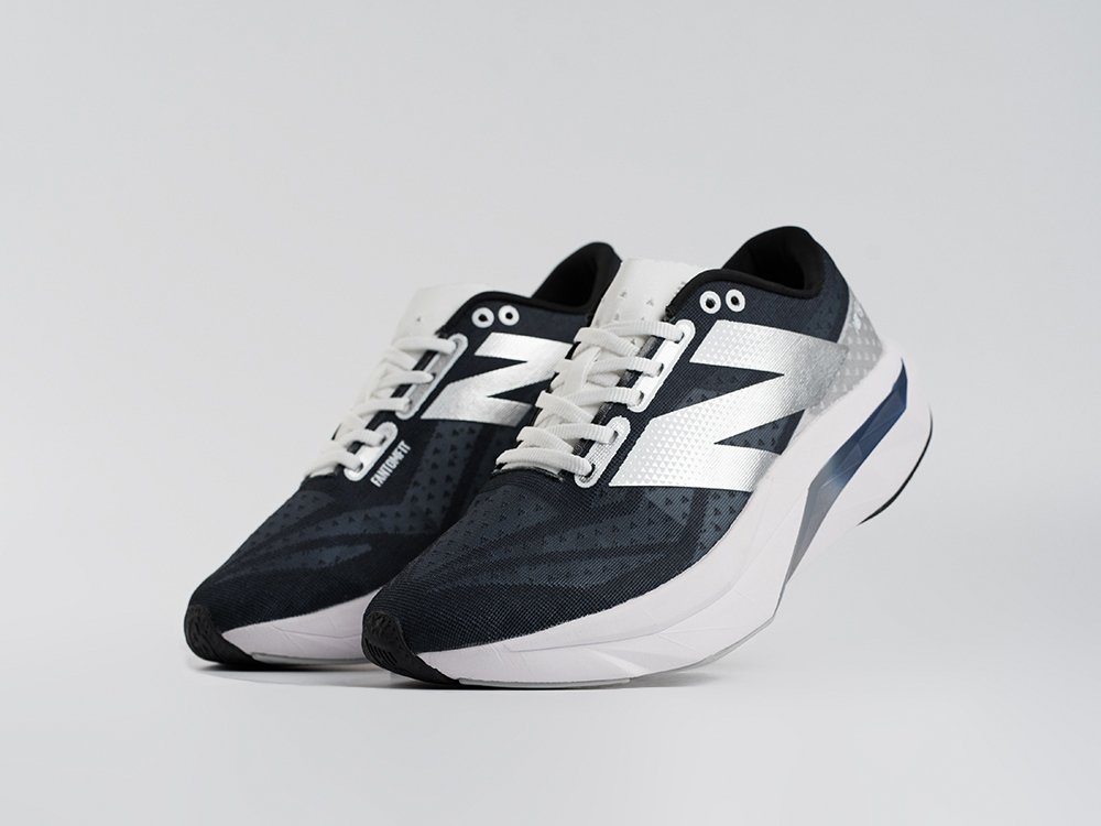 Кроссовки New Balance FuelCell Rebel V4