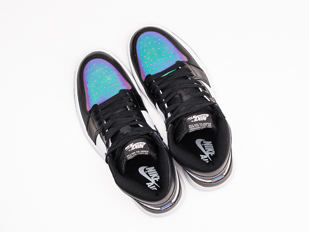 Кроссовки Nike Air Jordan 1 Mid