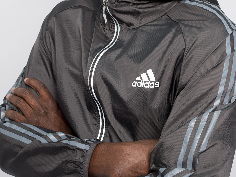 Ветровка Adidas