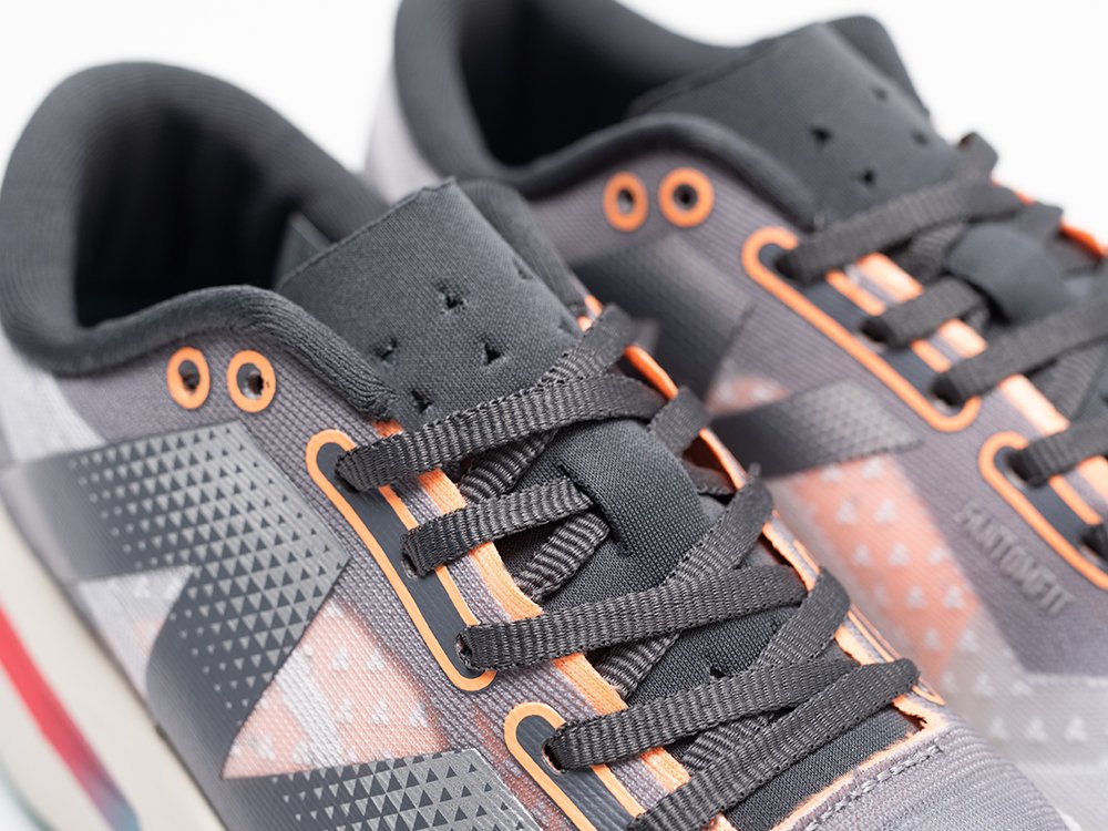 Кроссовки New Balance SC Elite v4