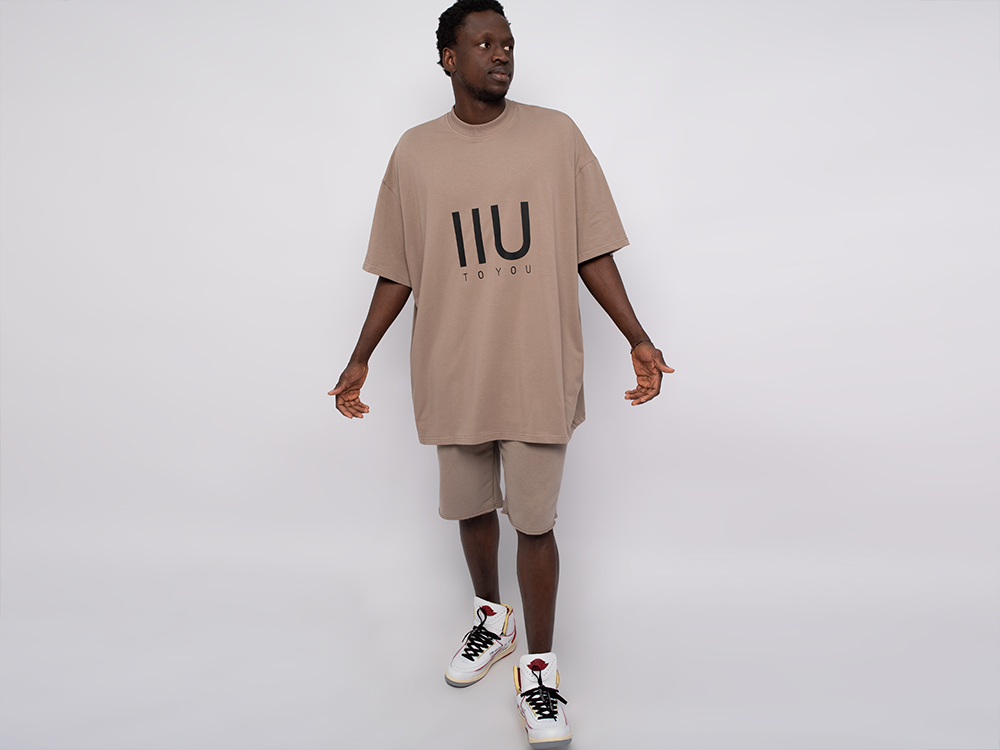 Футболка TO YOU