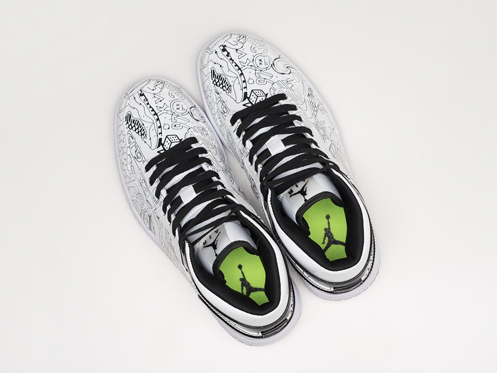 Кроссовки Nike Air Jordan 1 Mid