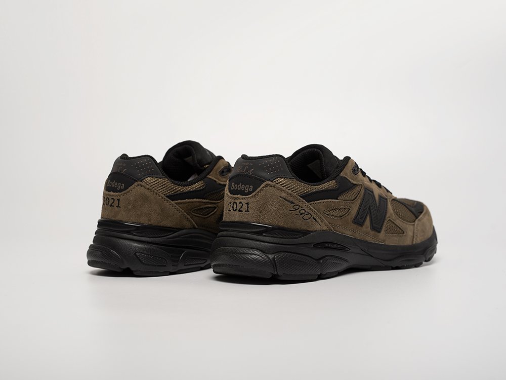 Кроссовки New Balance 990 v3