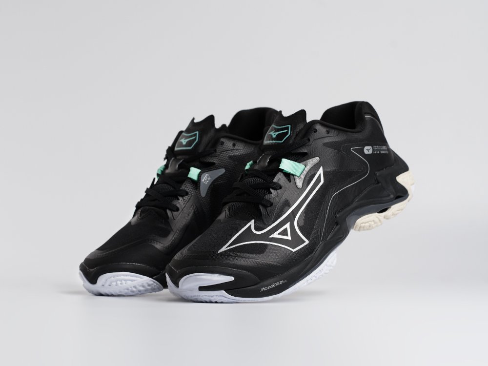 Кроссовки Mizuno Wave Lightning Z8