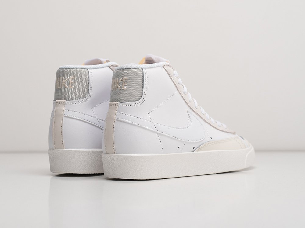 Кроссовки Nike Blazer Mid 77