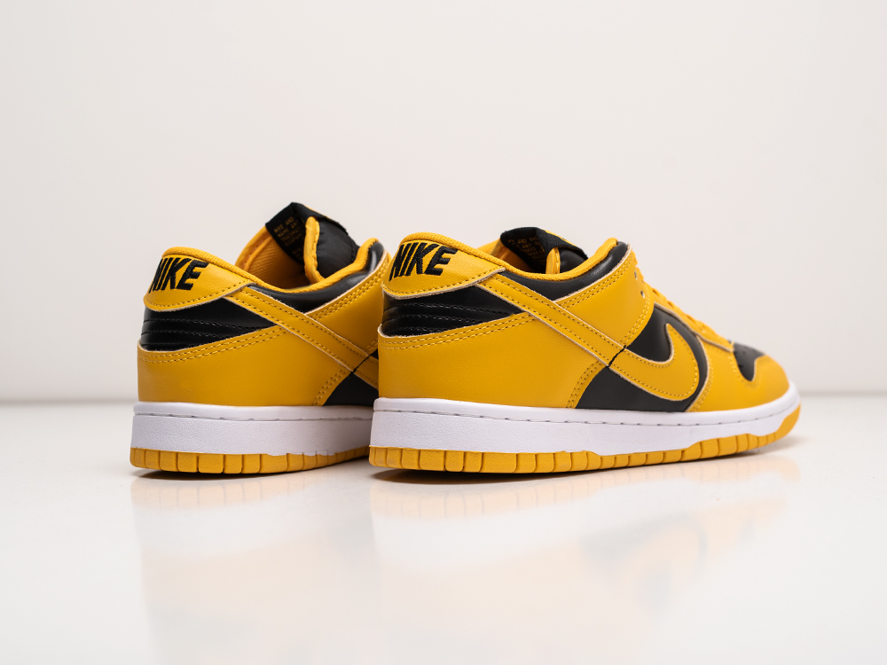 Кроссовки Nike SB Dunk Low