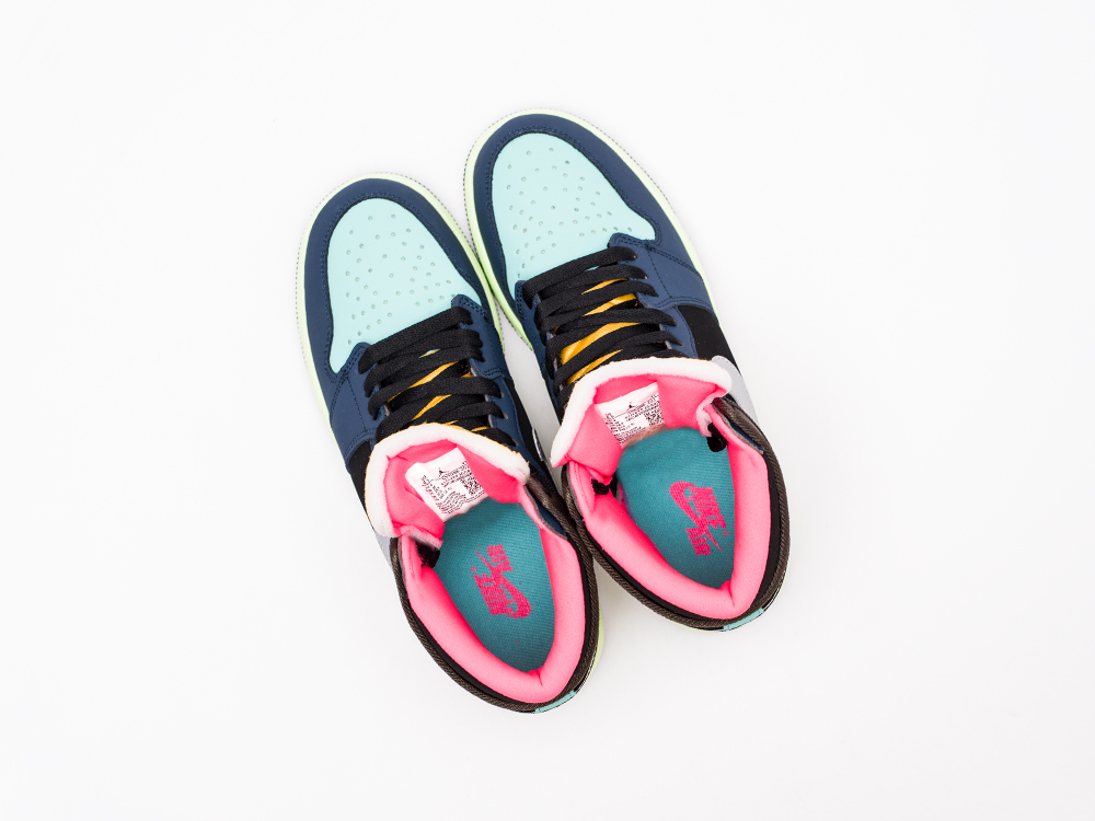 Кроссовки Nike Air Jordan 1 Mid