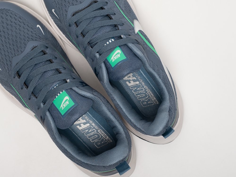 Кроссовки Nike