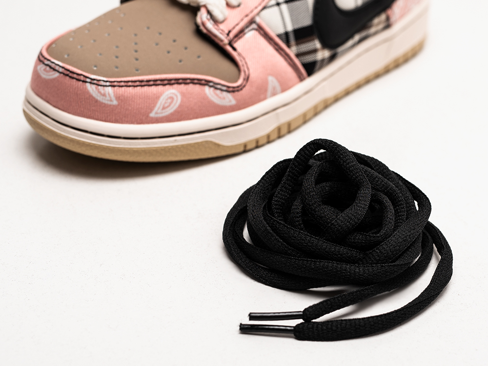 Кроссовки Nike SB Dunk Low  x Travis Scott