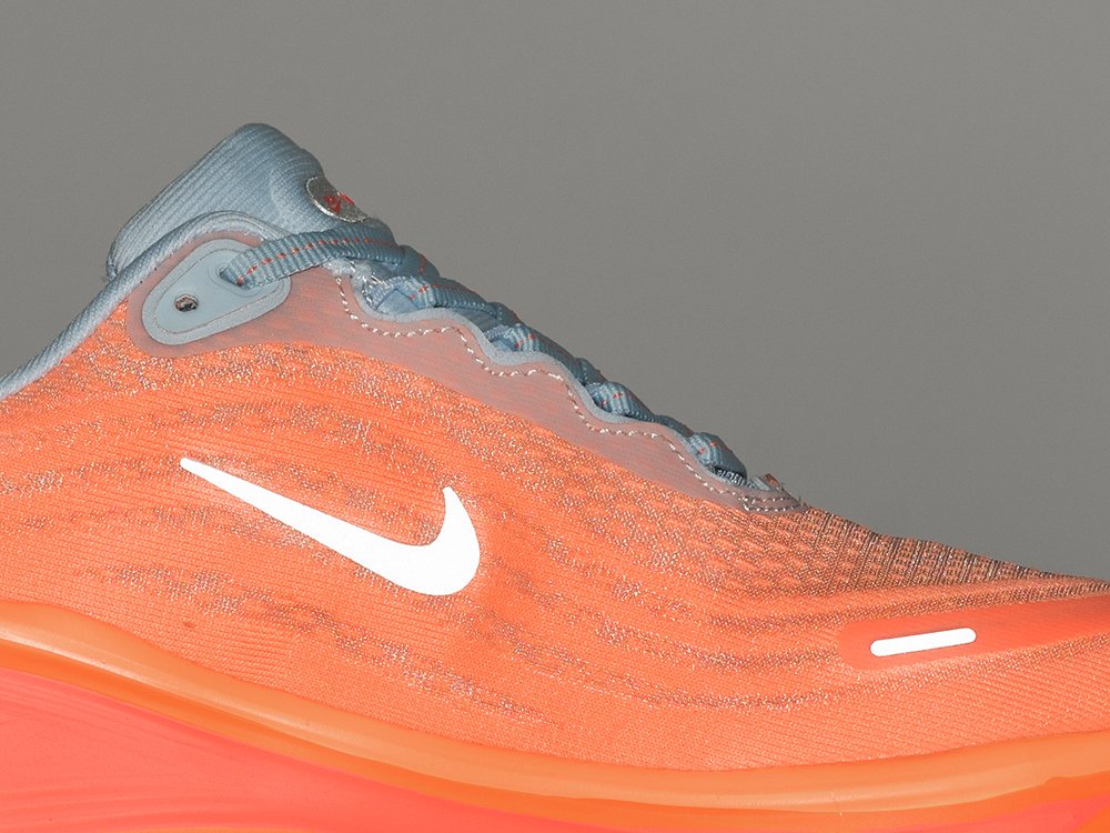 Кроссовки Nike Vomero 18