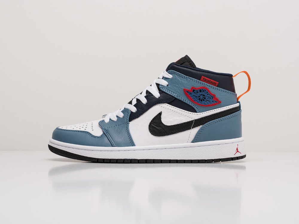 Кроссовки Nike Air Jordan 1 Mid