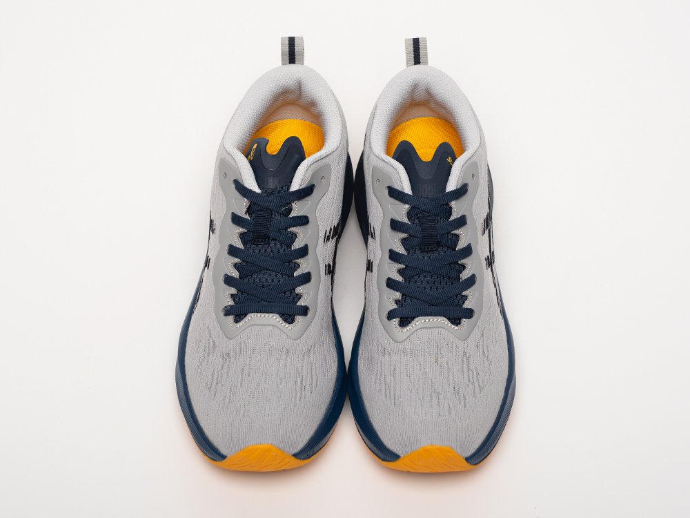 Кроссовки Asics Novablast 3