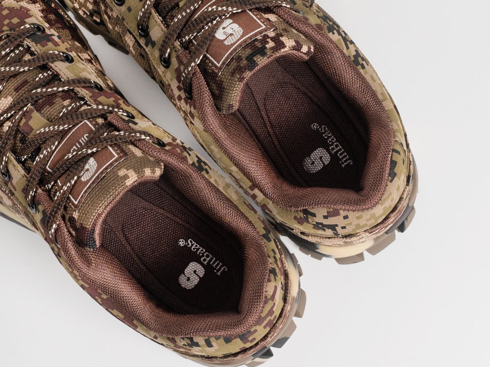 Кроссовки ONE