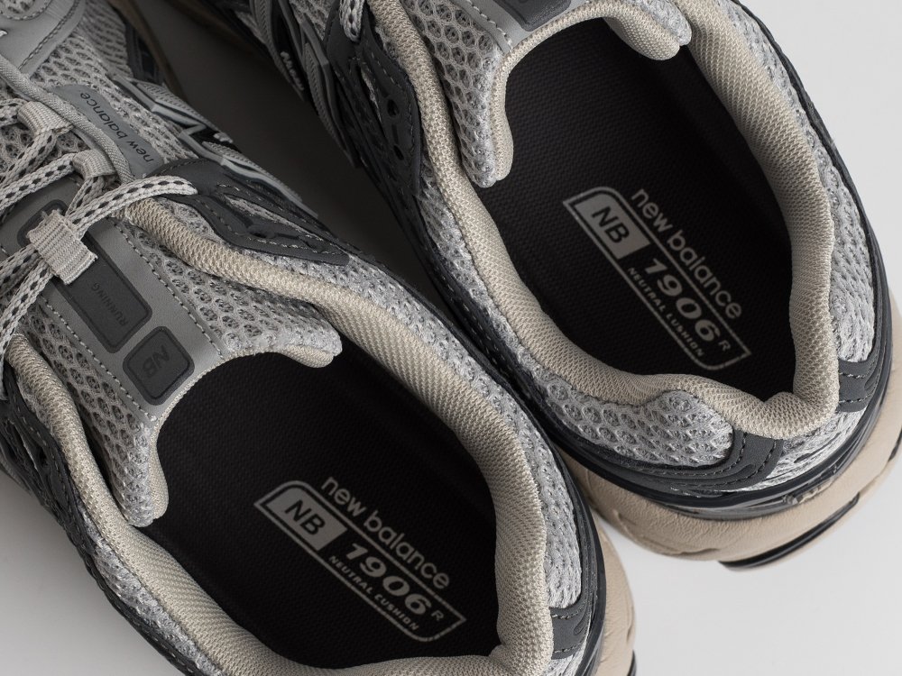 Кроссовки New Balance 1906R