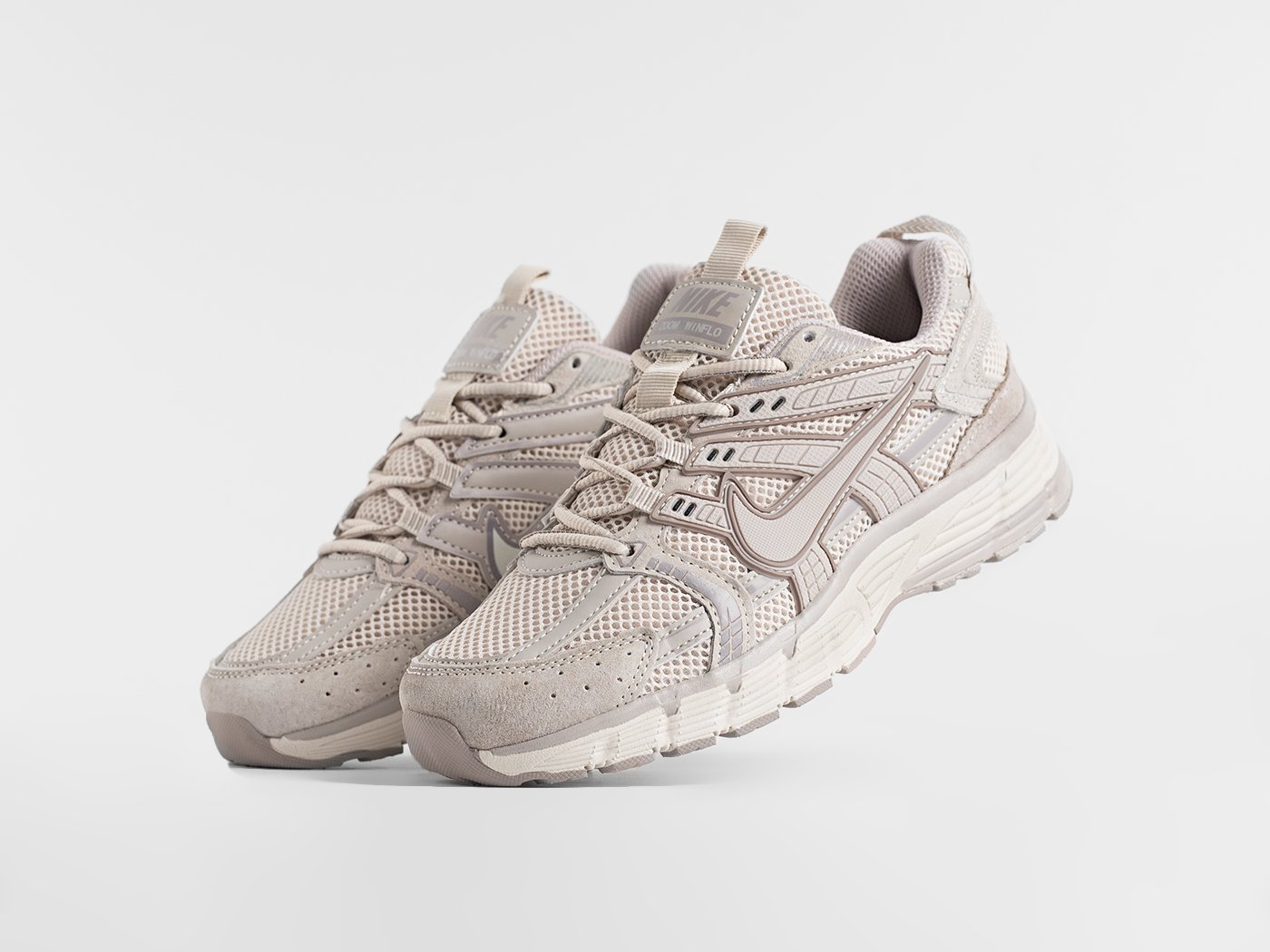 Кроссовки Nike V2K Run