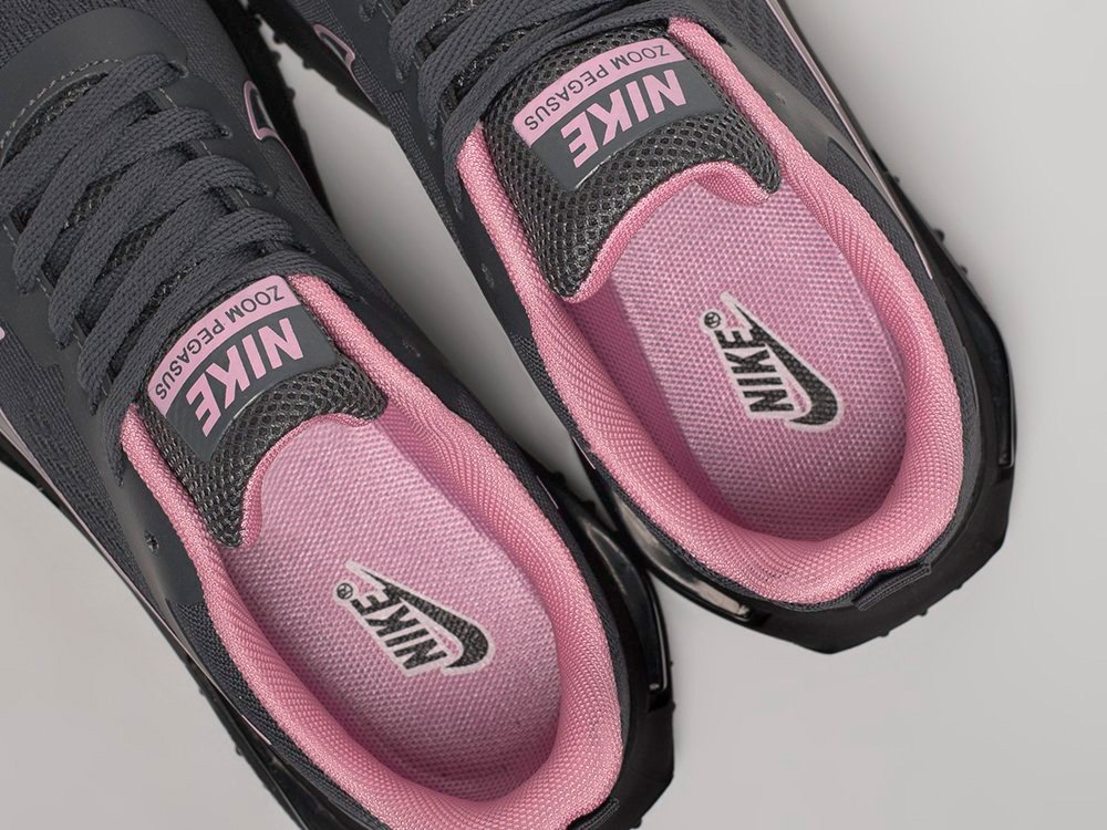 Кроссовки Nike