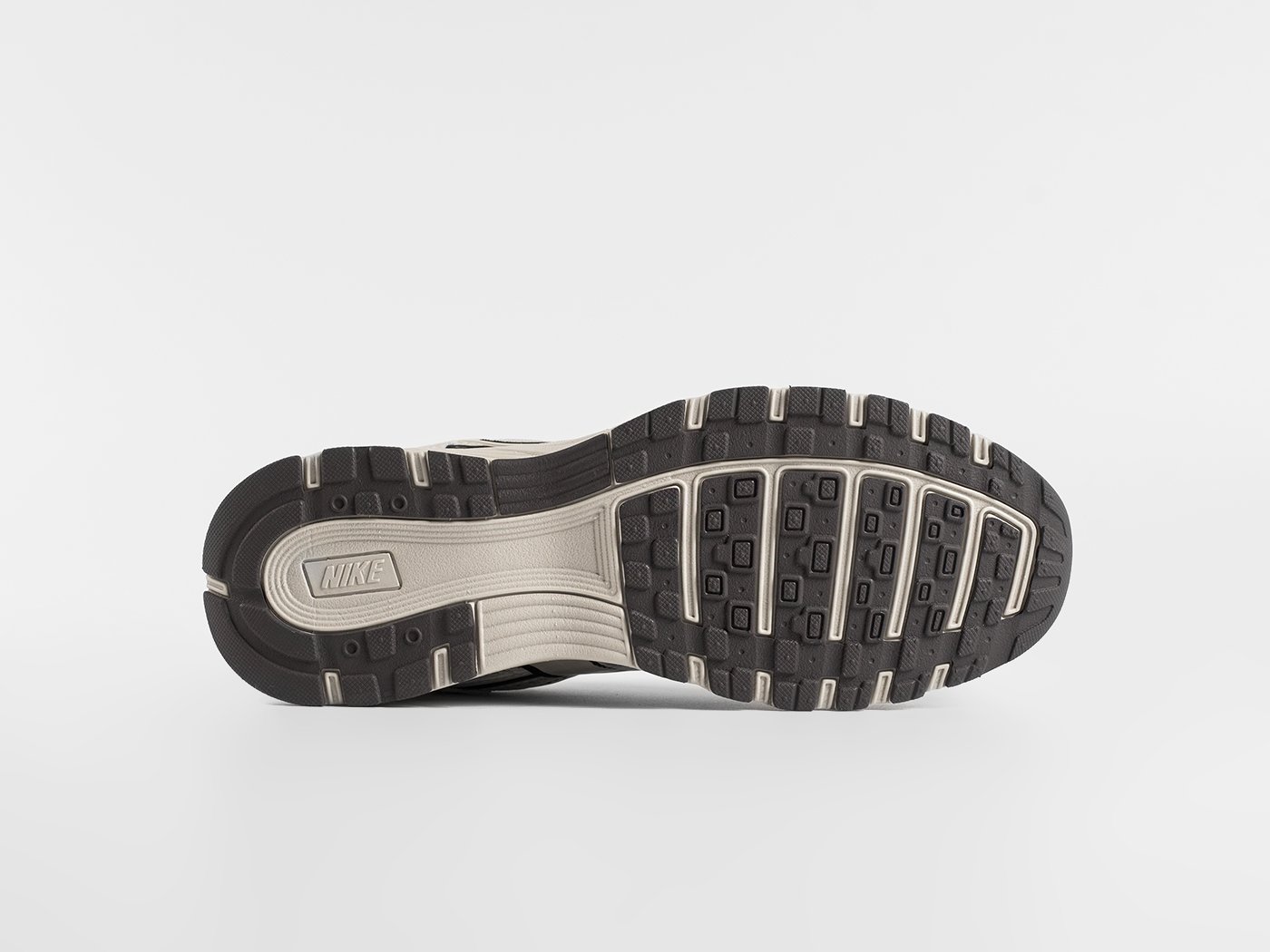 Кроссовки Nike V2K Run