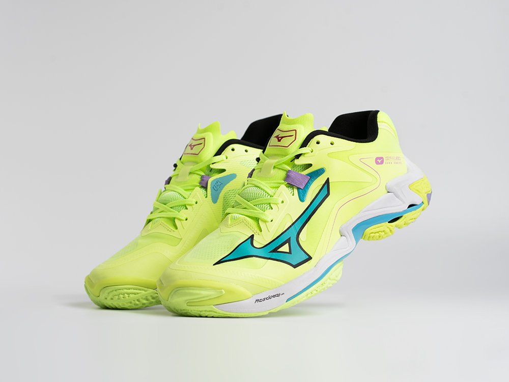 Кроссовки Mizuno Wave Lightning Z8