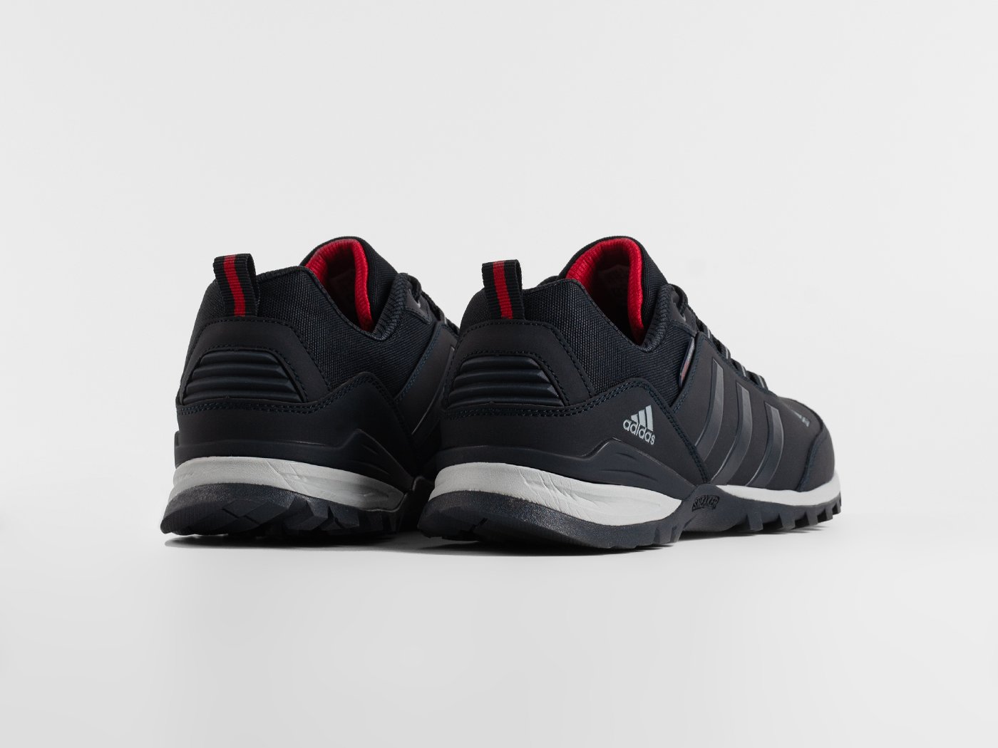 Кроссовки Adidas Climaproof