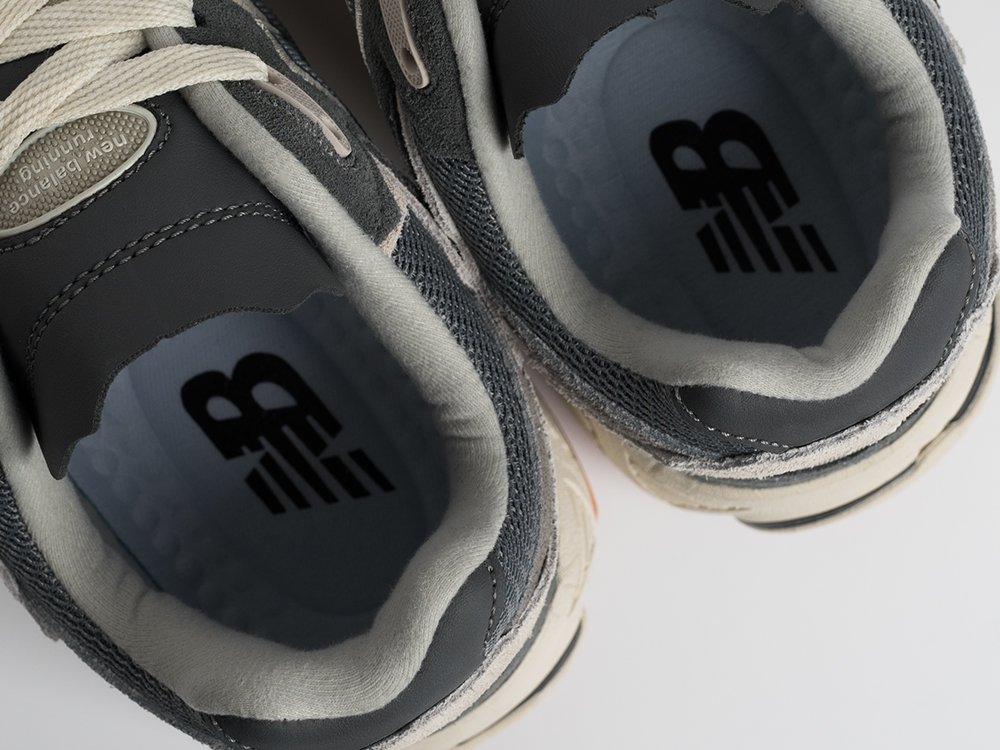 Кроссовки New Balance 2002R