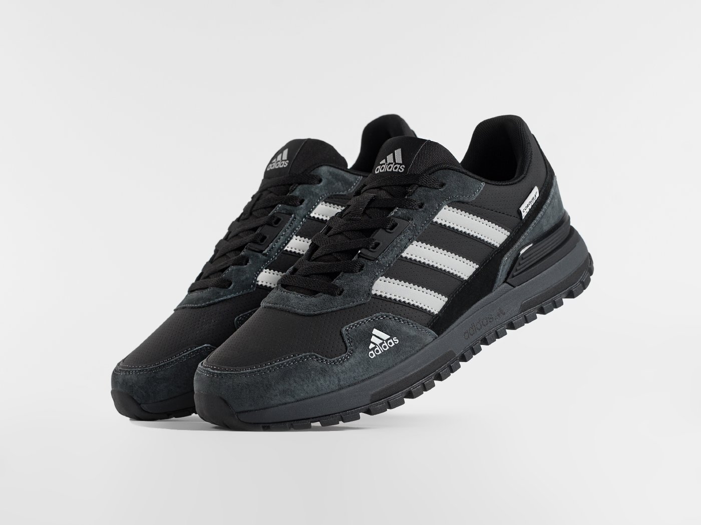 Кроссовки Adidas