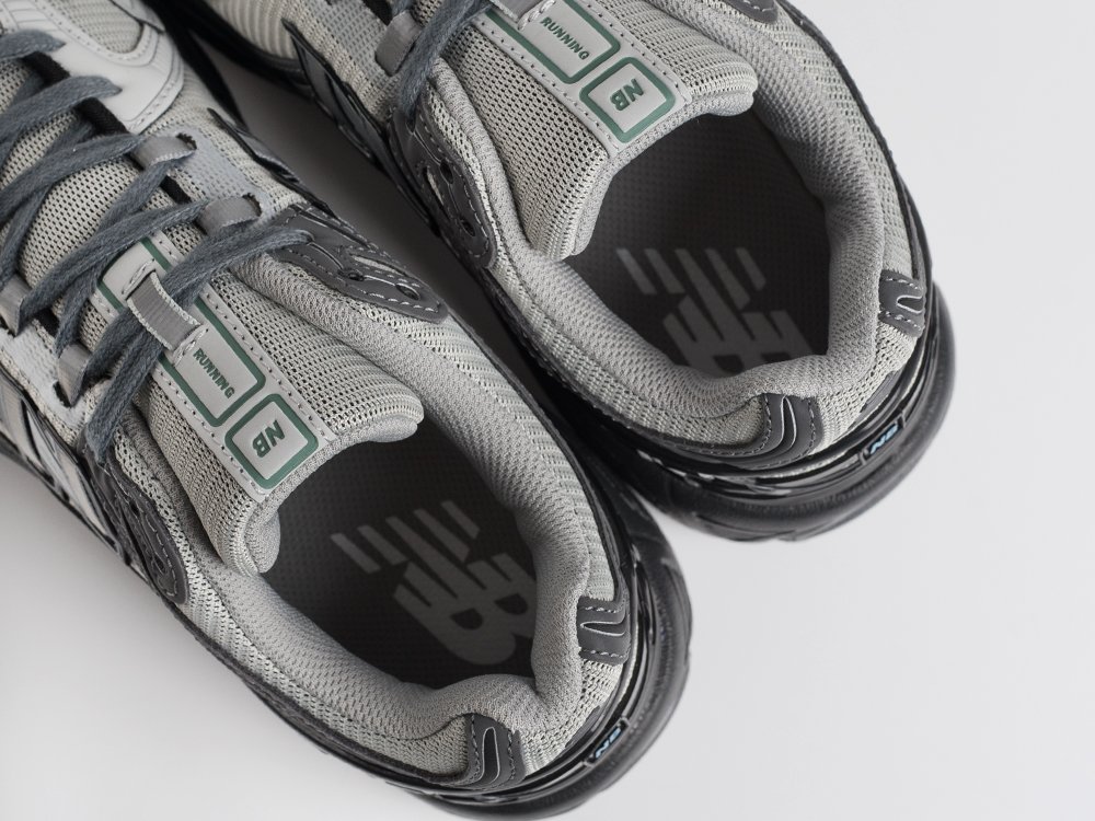 Кроссовки New Balance 1906R